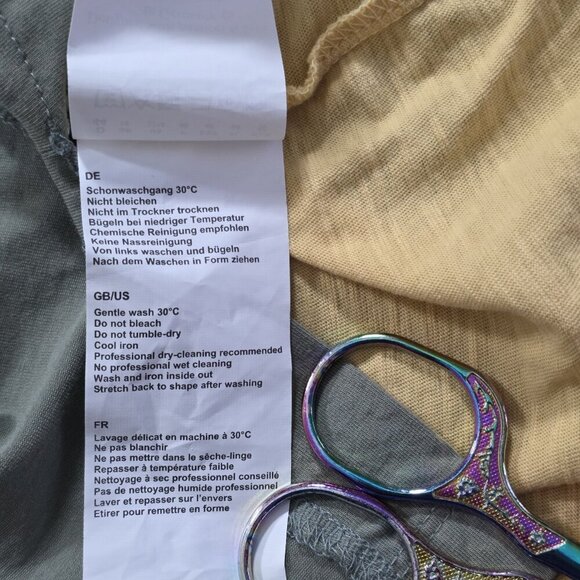 T Shirt Women L Lot of 2 Banana Republic Olsen Yellow Green SS Cotton Mix Casual - Picture 16 of 16